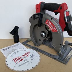 Milwaukee M18 FUEL 18V Lithium-Ion Brushless Cordless 7-1/4 in. Circular Saw (Tool-Only)