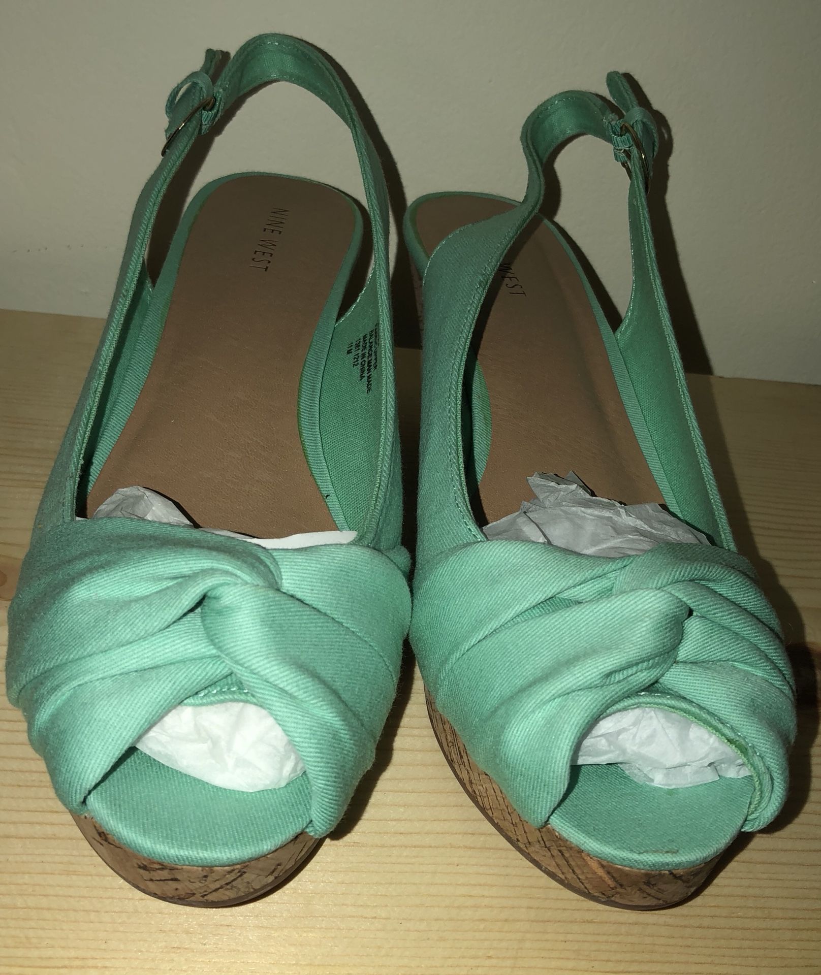 Size 11M Nine West wedges