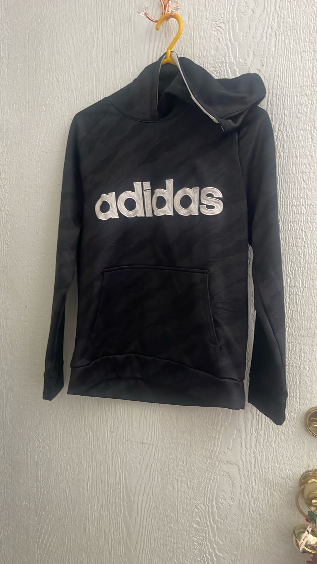 ADIDAS SWEATSHIRT WITH HOODIE SIZE 18/20