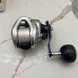 Shimano Tranx 300 Fishing Reel