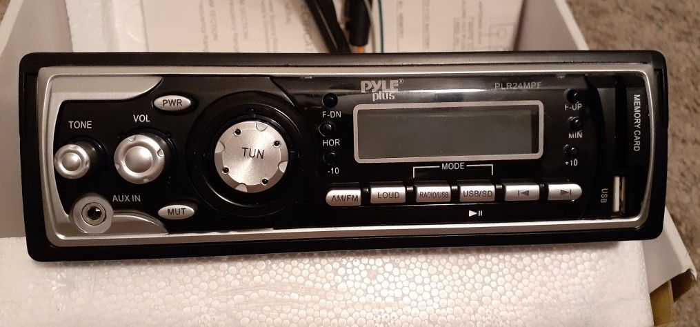 AM/FM Receiver