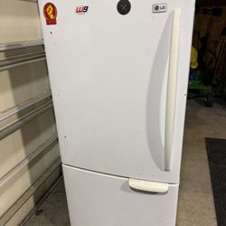 Garage Fridge - LG (Free, Works Great)
