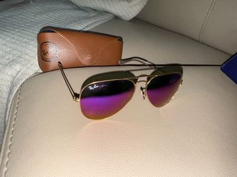 Ray ban sunglasses / sun glasses