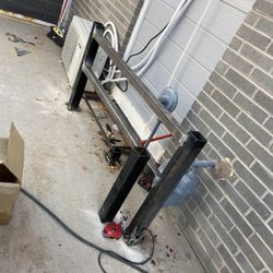 Outdoor Barriers / Carports / Gates / More 