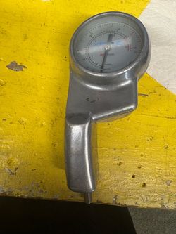 Psiclops tire tool