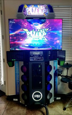 Pump It Up Arcade