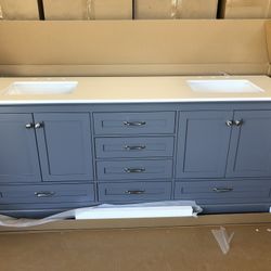 Warehouse Pick Up! 80” Gray Double Sink Bathroom Vanity With Quartz top