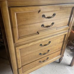 Thomasville  Five drawer mcm tall Dresser