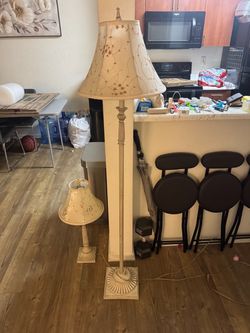 Matching Floor Lamp & Table Lamp Set – Vintage Floral Style