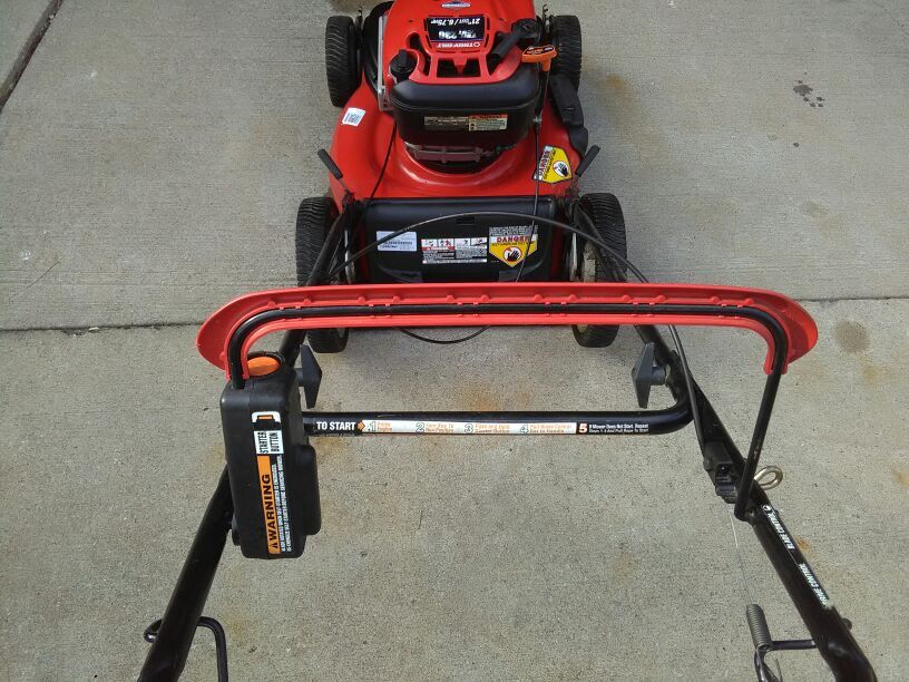 Troy Bilt tuff cut 230 electric start lawn mower for Sale in Cleveland