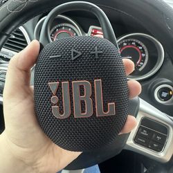 JBL Clip Speaker