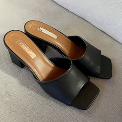 Black Heels Size 6