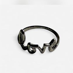 Love Ring In Silver That’s Been Treated To Be Black Size 6.5
