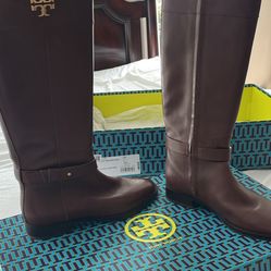 Tory Burch Everly Boots. Size 8