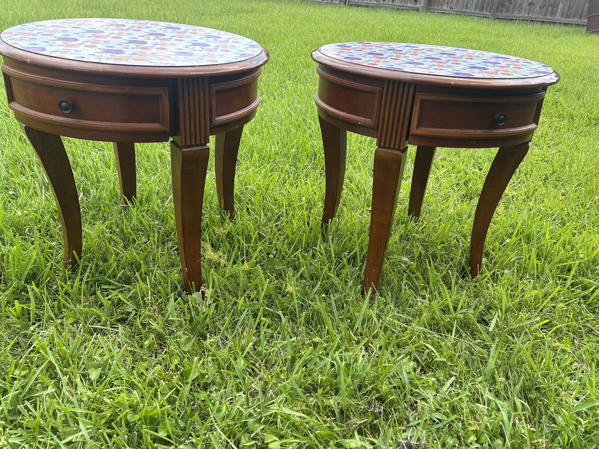 Beautiful 1960 Ish End Tables Or Bedroom Side Tables