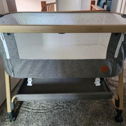 Maydolly Bedside Bassinet