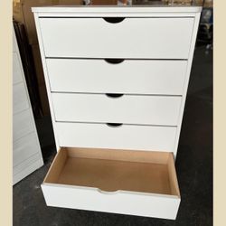 Dresser/ Five drawers dresser