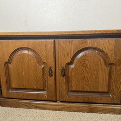 Real Oak Veneer Panels TV Stand 