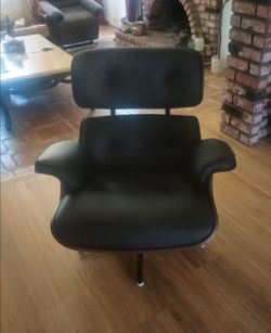 Sohnne Eames Lounge Chair Replica