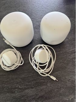 Nest WiFi router and point