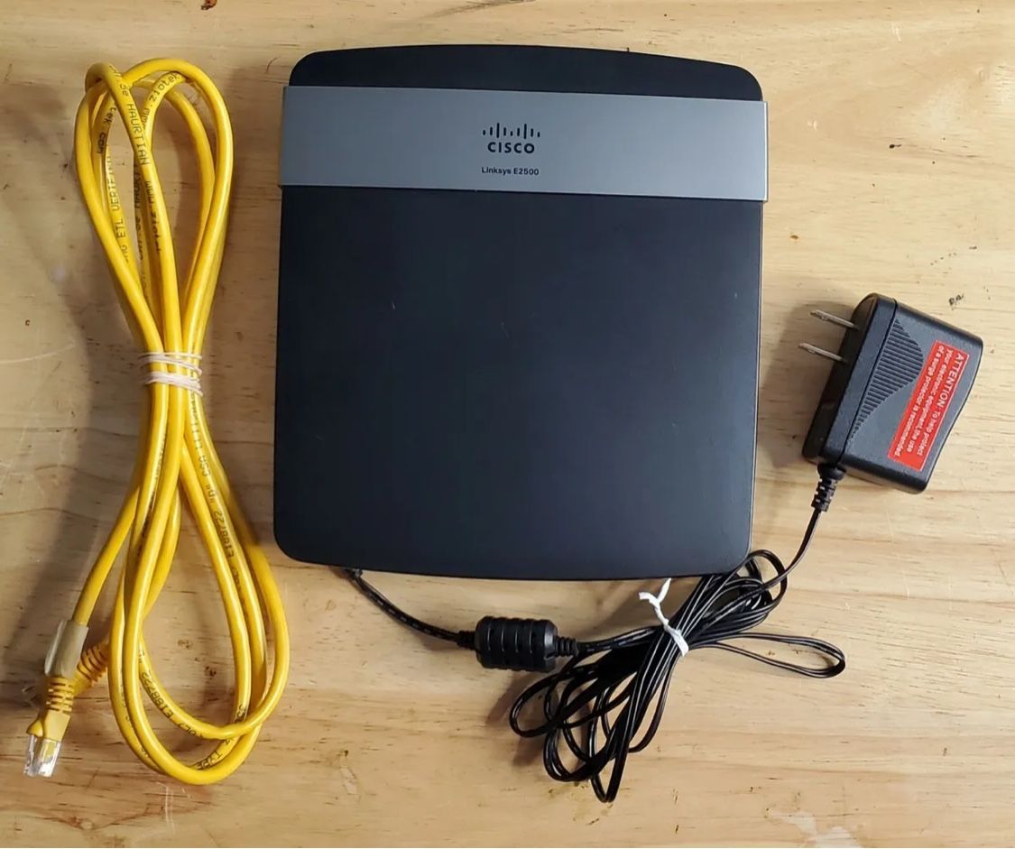 Linksys E2500 Wireless Router