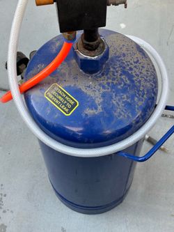 Soda blaster