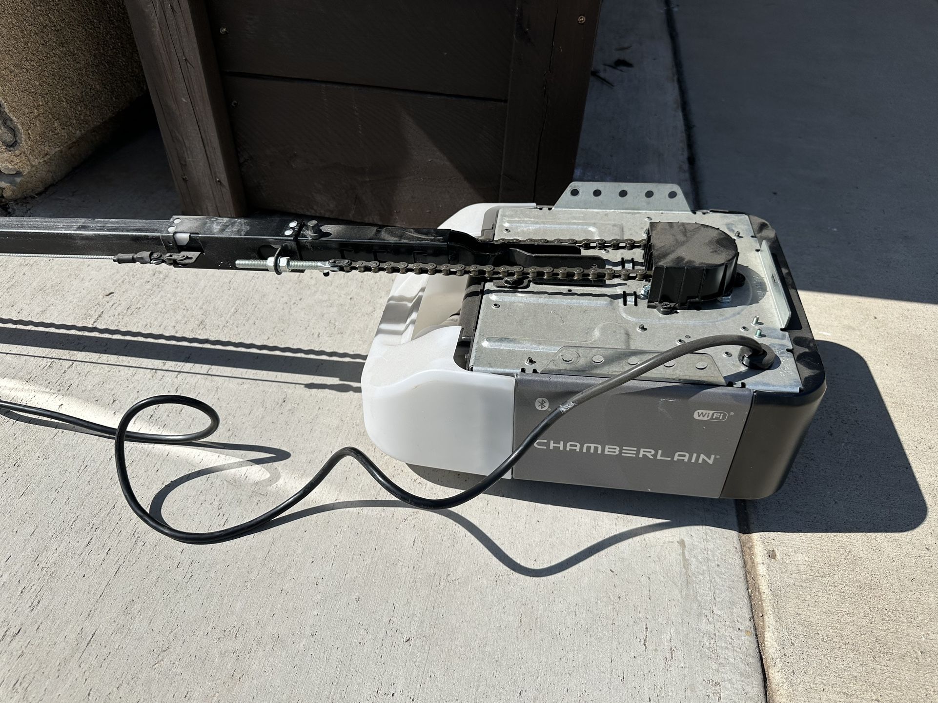 Garage Door Opener Like New