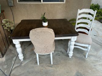 Beautiful rustic farmhouse 5 pc outdoor dining