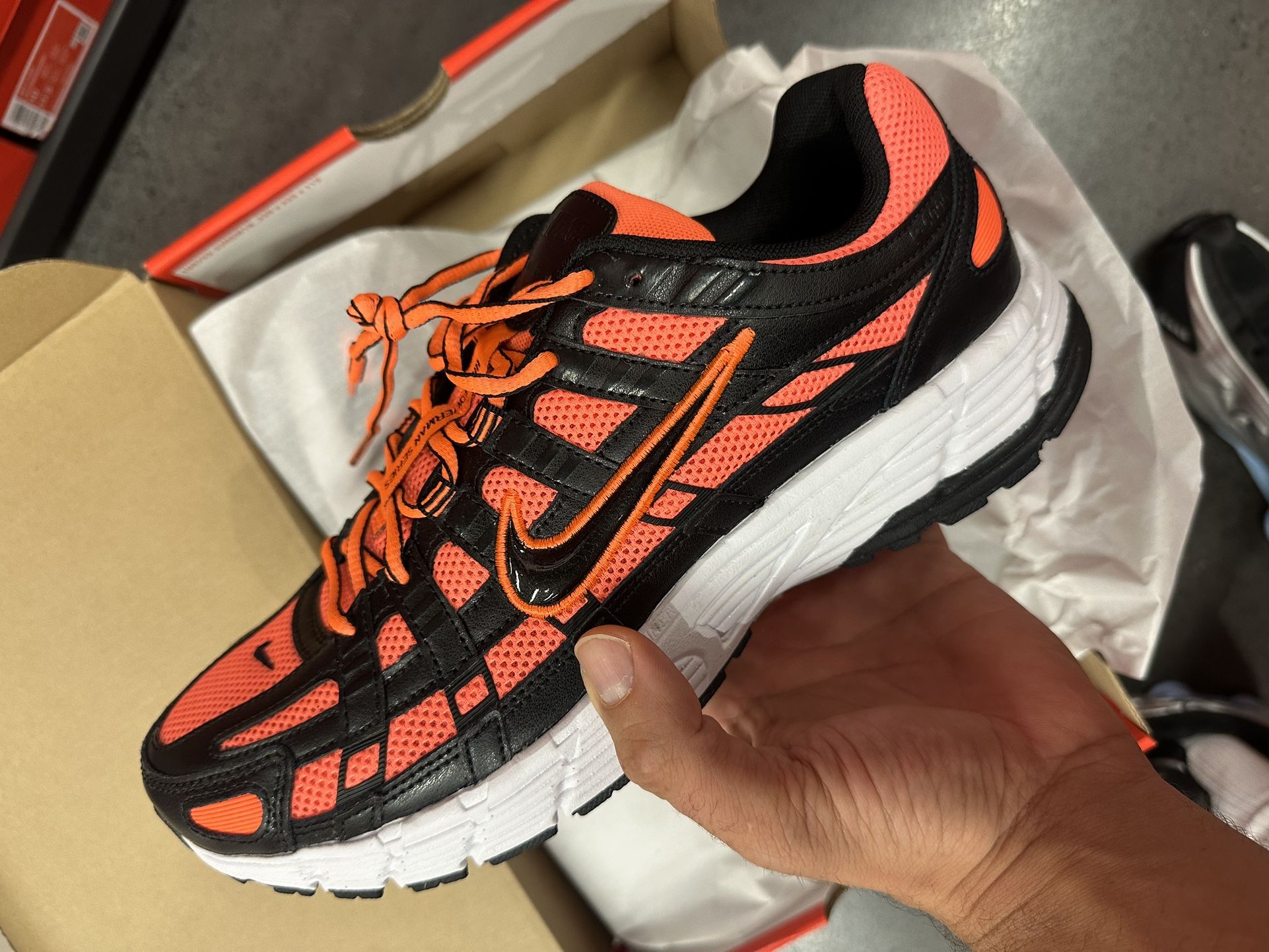 Nike P6000