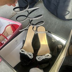 Wild Diva Bow Black Heels