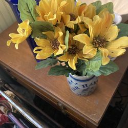 Beautiful Artificial Sunflowers for a Vase