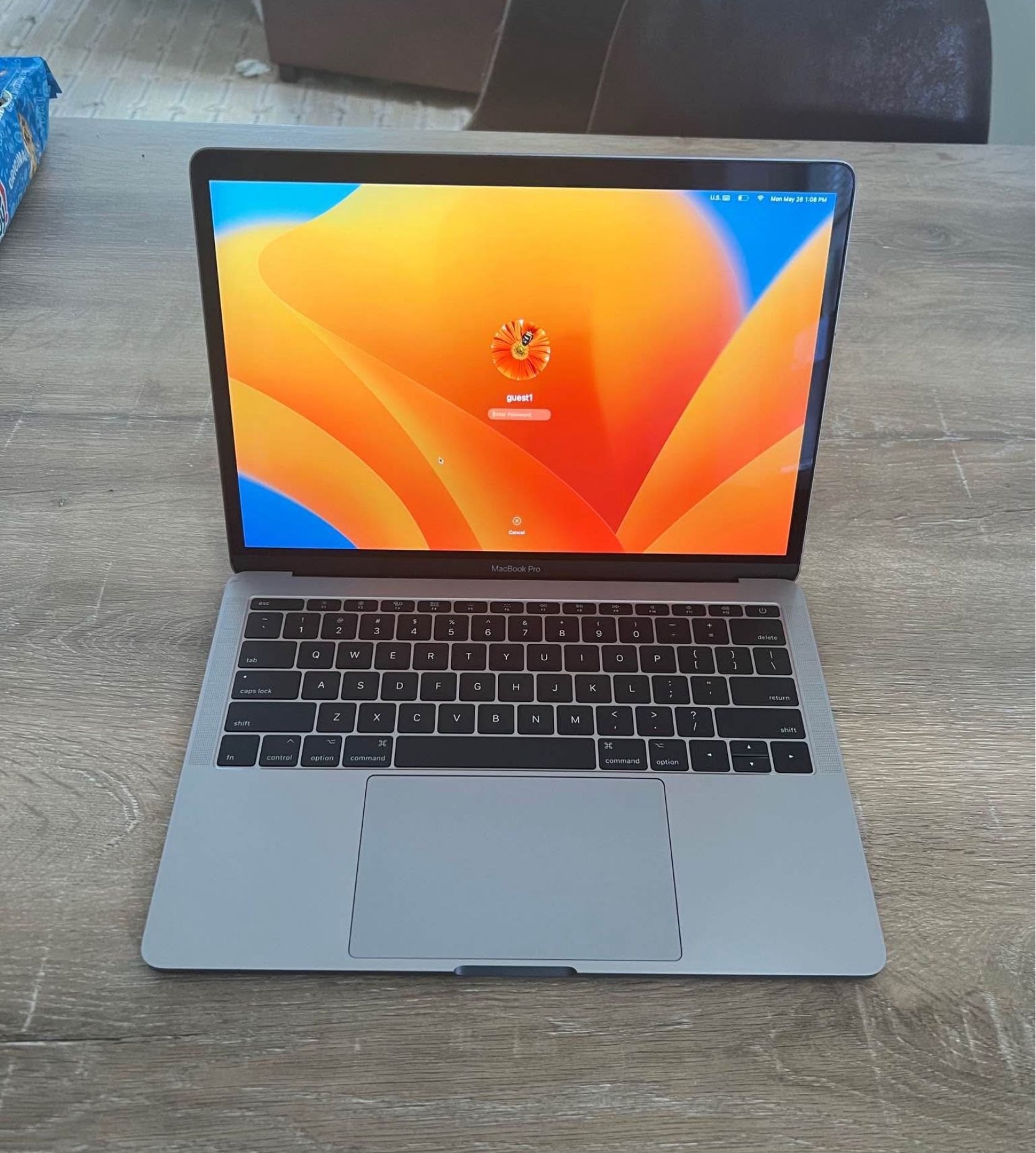 🚨🚨🚨 MacBook Pro 13-inch 2017