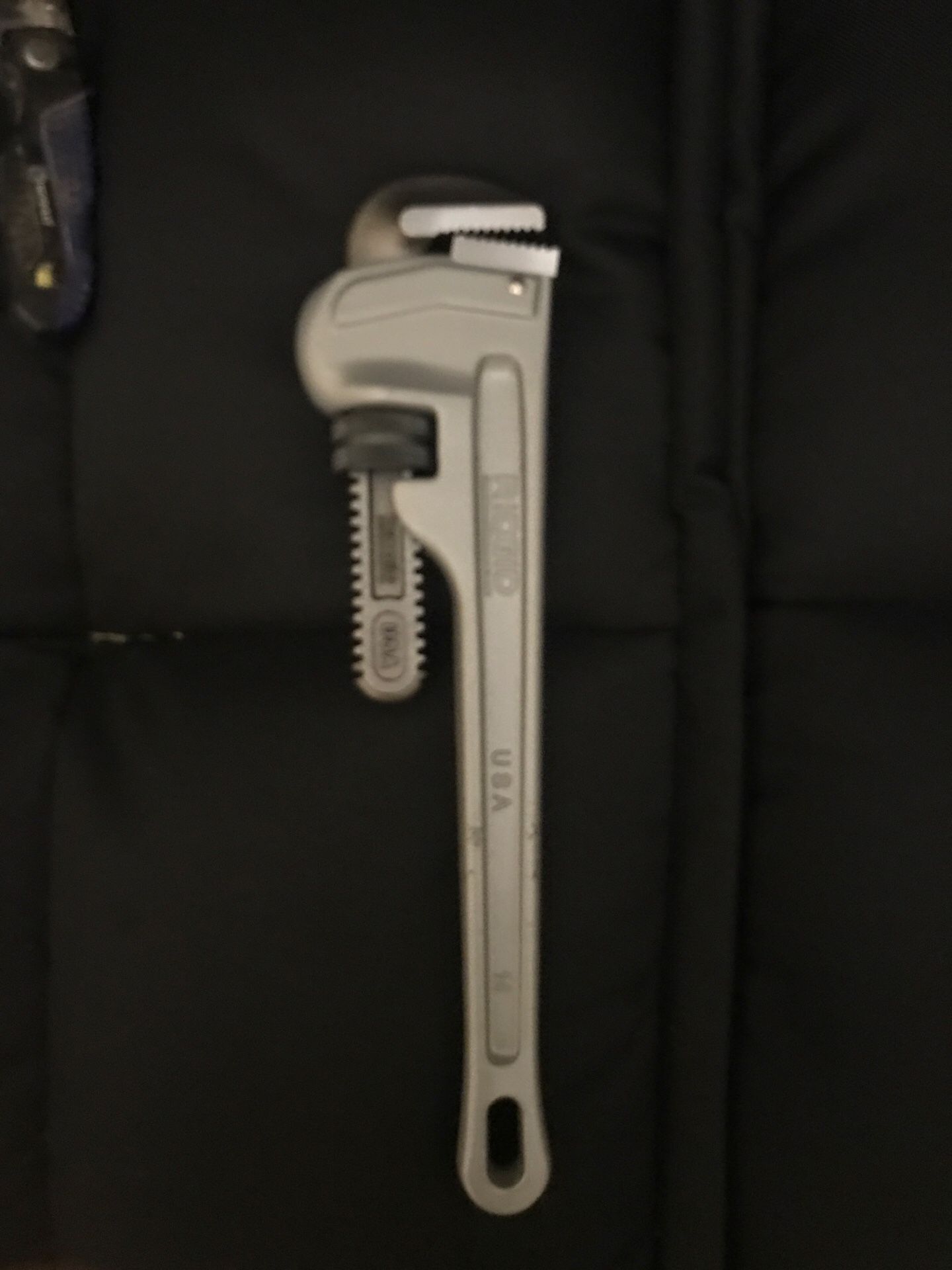 Rigid Aluminum pipe wrench 14 inchBrand new and 18in