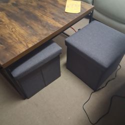 COFFEE TABLE 4 STOOLS