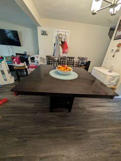 Dining table with Bar stools