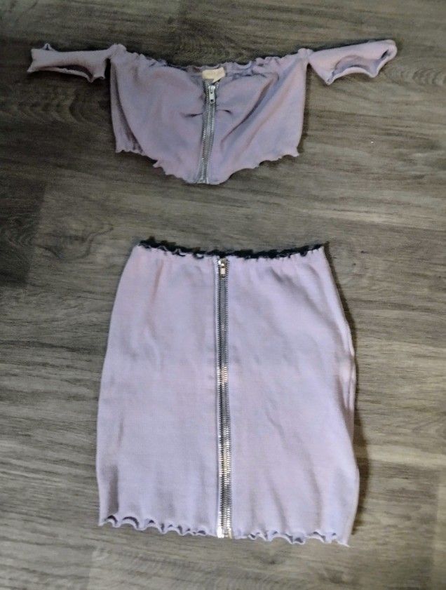 Purple 2 Piece Top and Skirt *SUPER CUTE*
