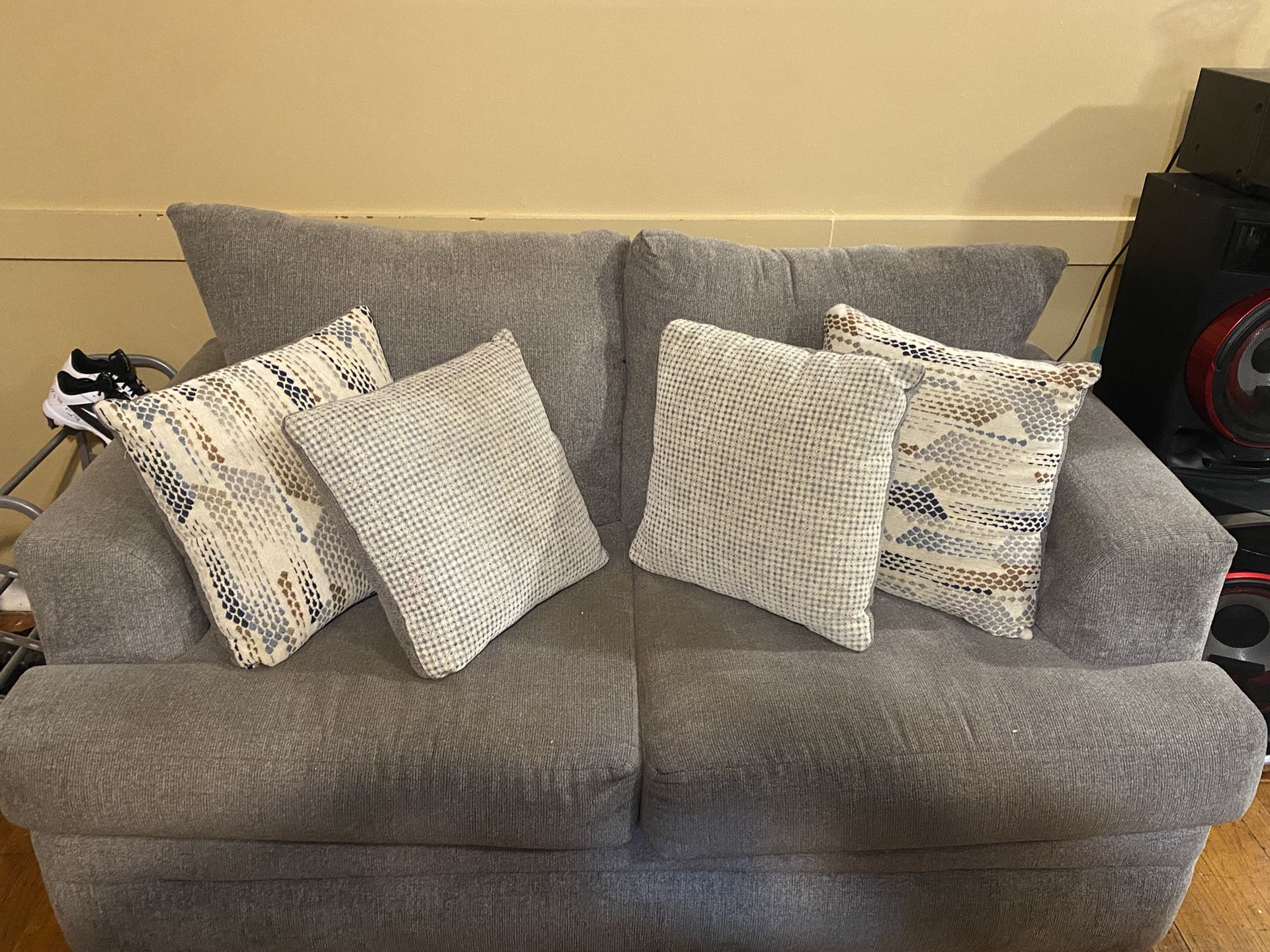Sofa Loveseat Set Moving Not Taking This Set