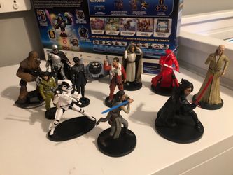 Star Wars figures DISNEY