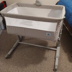 The Cloud Bassinet On Wheels 