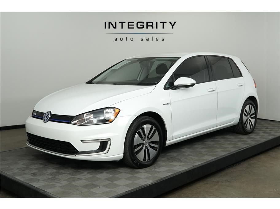 2016 Volkswagen e-Golf