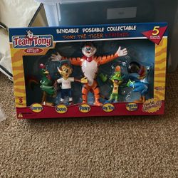 Kellogg Tony The Tiger And Friends Bendable/posable Collection From 2003 