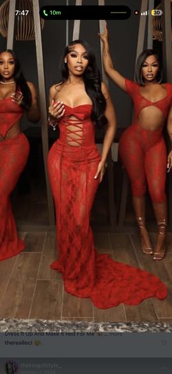 Red King of style Lace Dress For Sale