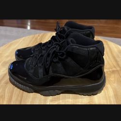 Jordan 11 Cap and Gowns size 9.5