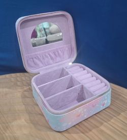 Hot Focus tie-dye butterfly square travel Jewelry Box 6"×6"