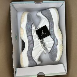 Men's Air Jordan 11 Retro Low 'Year of the Snake