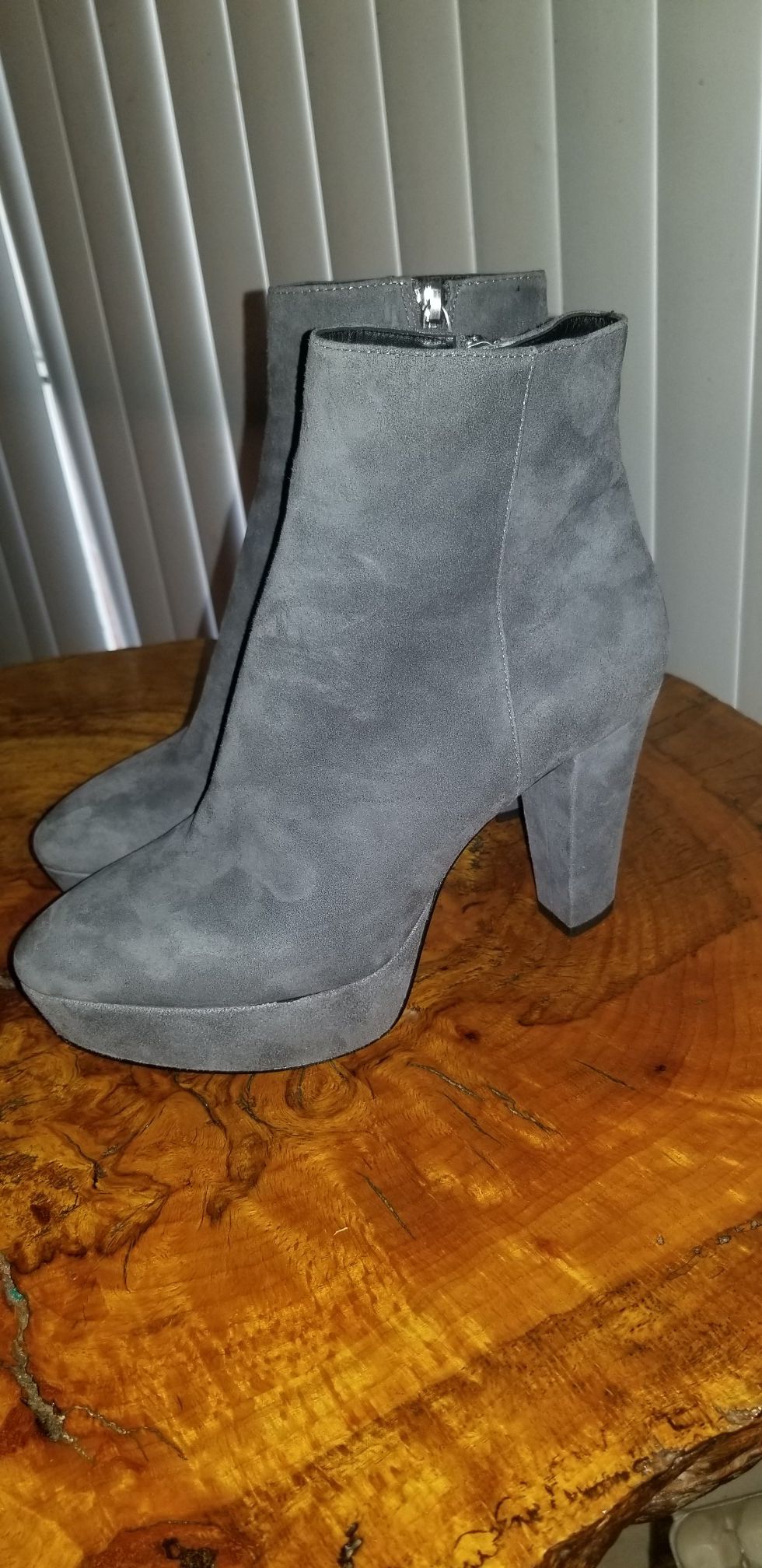 Alice & Olivia $495 Designer boots discounted to $85! for Sale in ...