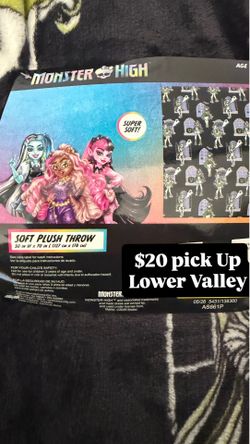 Monster High Blanket