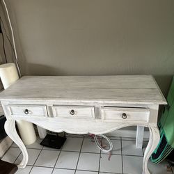 White Vintage Desk 