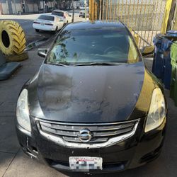 Nissan Altima 2012