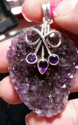 GENUINE AMYTHYST STERLING SILVER PENDANT NECKLACE JEWELRY